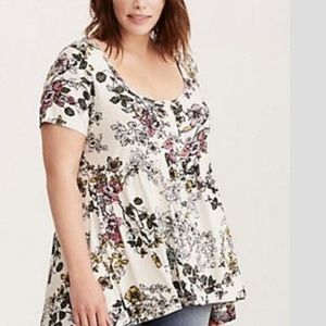 Torrid 0X Super Soft Cream Floral Babydoll Hi/Lo